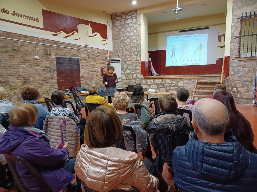 Imagen Buena aceptación en los Talleres para aprender a separar residuos