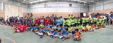 Imagen 350 escolares participan en la temporada del fútbol sala comarcal 22-23