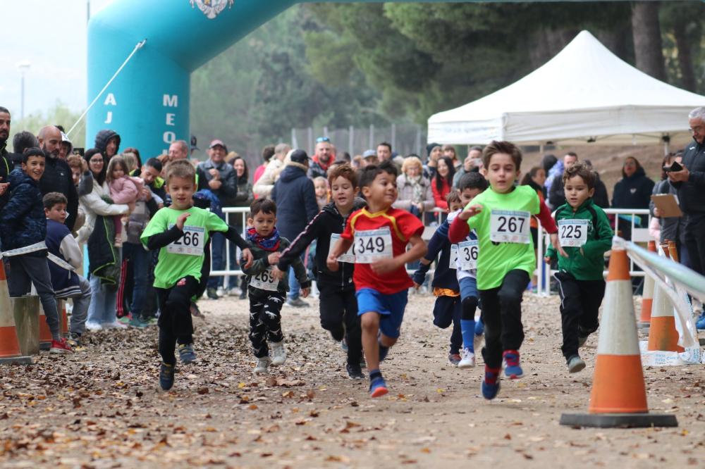 Imagen Cerca de 130 atletas se dan cita en el IX Cross Villa de Mequinenza